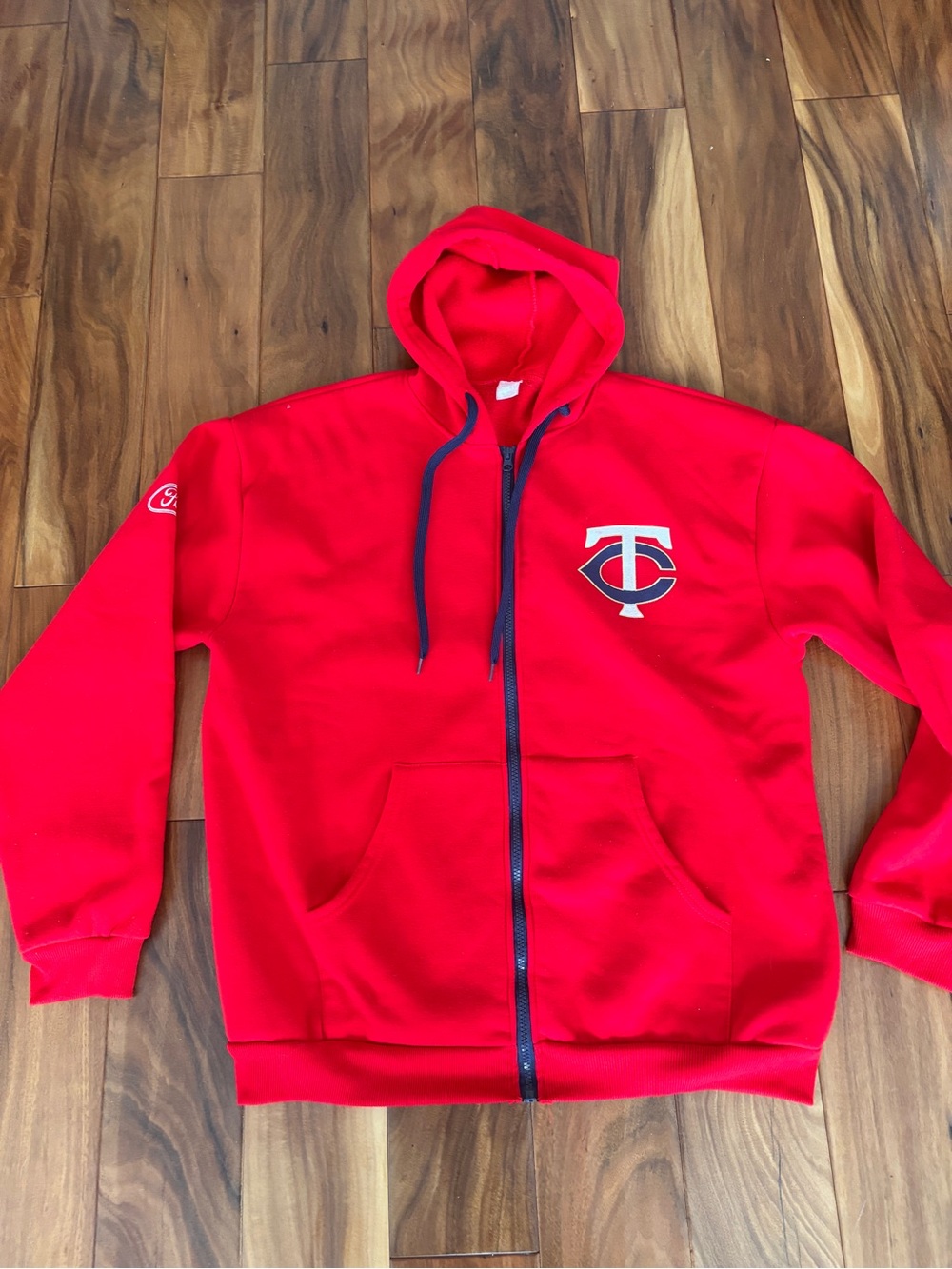 Minnesota Twins Red Zip-Up Hoodie size XXL